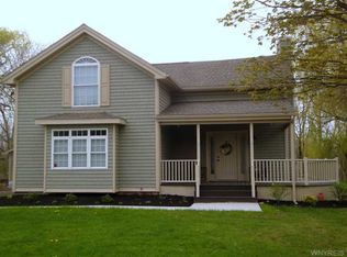 302 N Adam St, Lockport, NY 14094