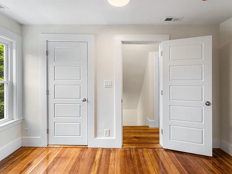 29 Sylvan St #2 — Photo 20