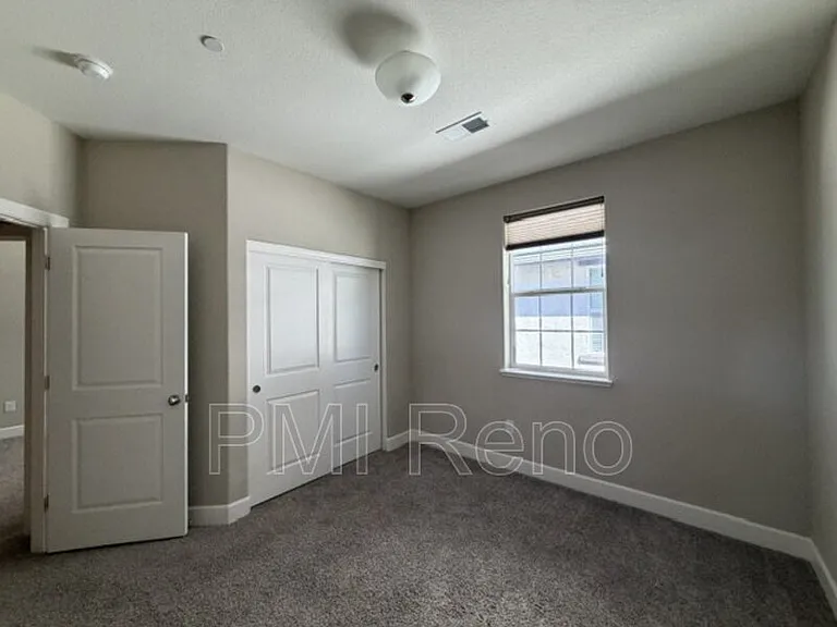 1795 Dark Horse Rd #C — Photo 14