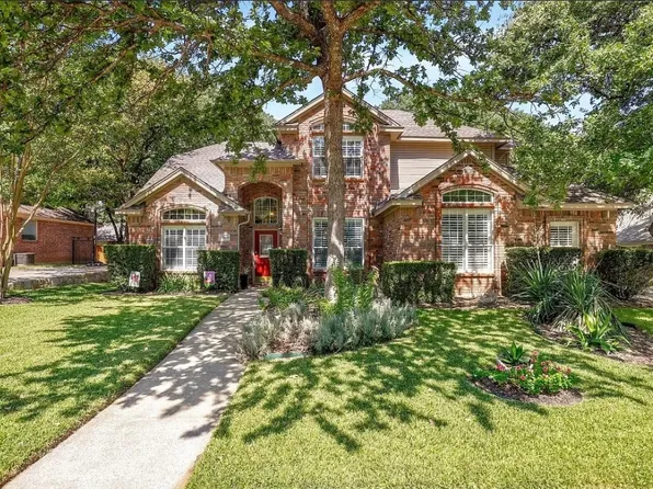 1349 Flying Jib Dr, Azle, TX 76020