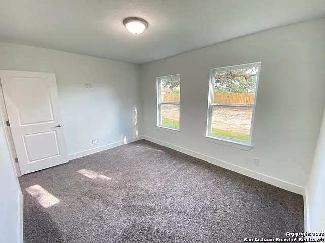 2126 Village Pkwy — Photo 24