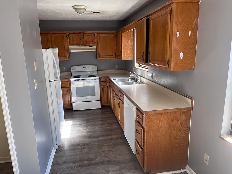 106 Jersey Dr — Photo 15