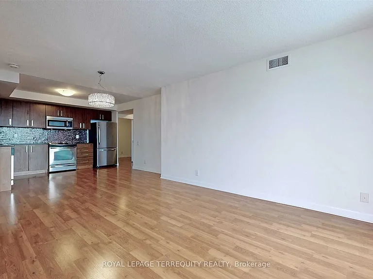 17 Anndale Dr #2211 — Photo 11