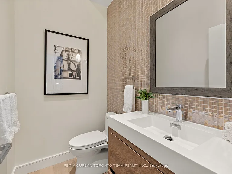 4 Drake Cres — Photo 8
