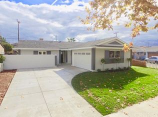 22056 Alamogordo Rd, Santa Clarita, CA 91350