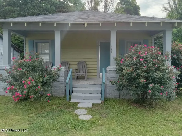 1304 Lafayette St, Natchez, MS 39120
