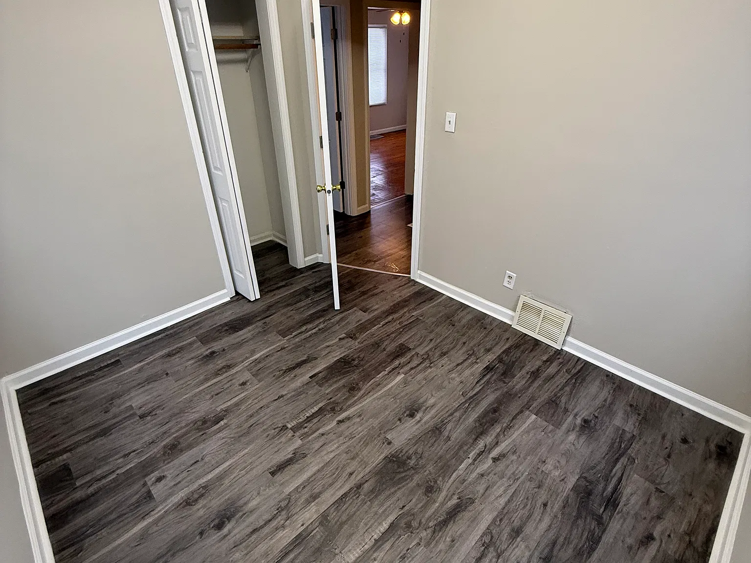 3 bed, 1140 sqft, $1,295 — Photo 3