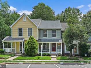 1578 Poplar Grove Dr, Reston, VA 20194