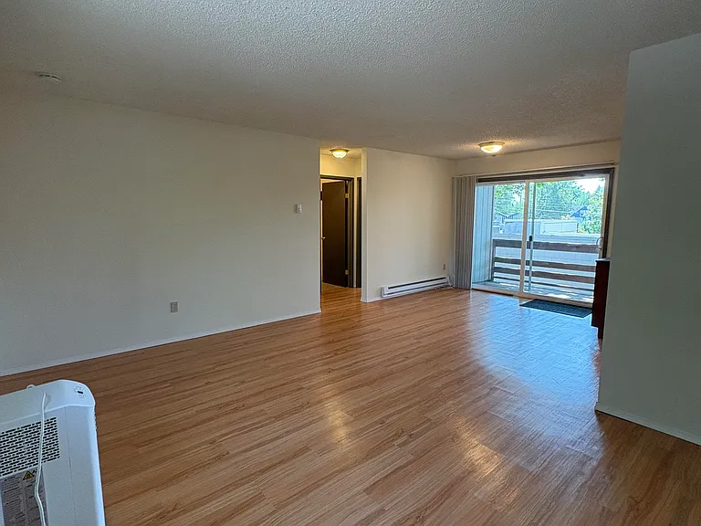 5910 SE 41st Ave #4.0 — Photo 10