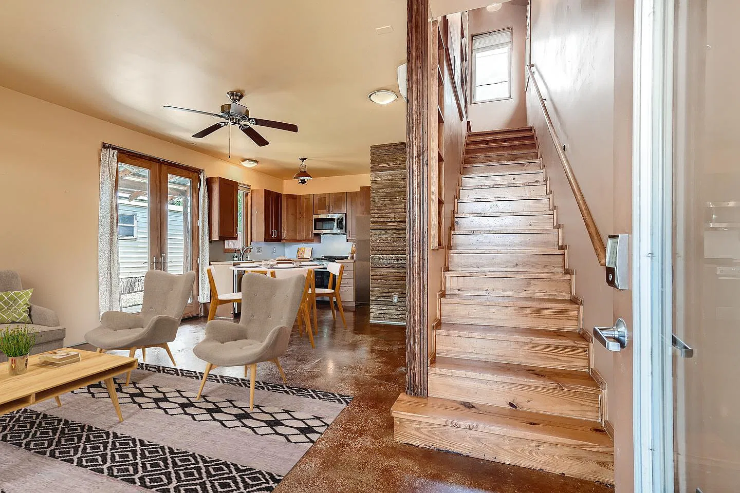 1 bed, 2.0 bath, 762 sqft, $1,720 — Photo 4