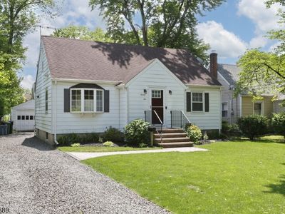 710 Paramus Rd, Paramus, NJ, 07652