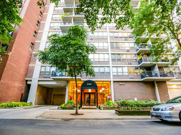 2740 N Pine Grove Ave APT 10G