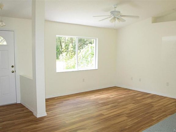 4th image of 13387 Glory Ln