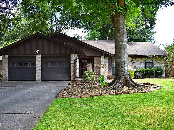 2nd image of 2319 Tinechester Dr