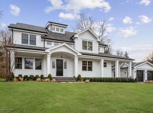 26 Hillcrest Rd, Fair Haven, NJ 07704