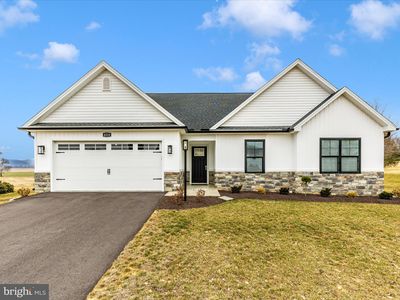 6215 Oak Leaf Ln N, Fayetteville, PA, 17222