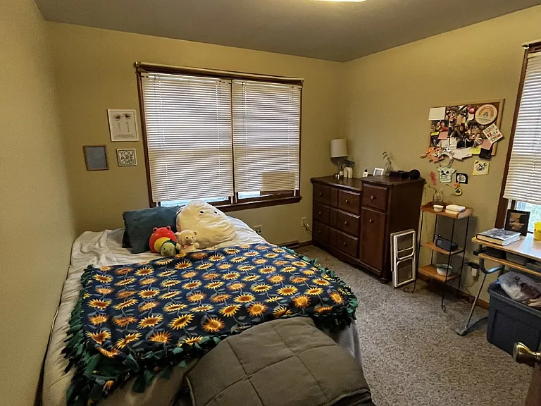1215 State St #8 — Photo 6