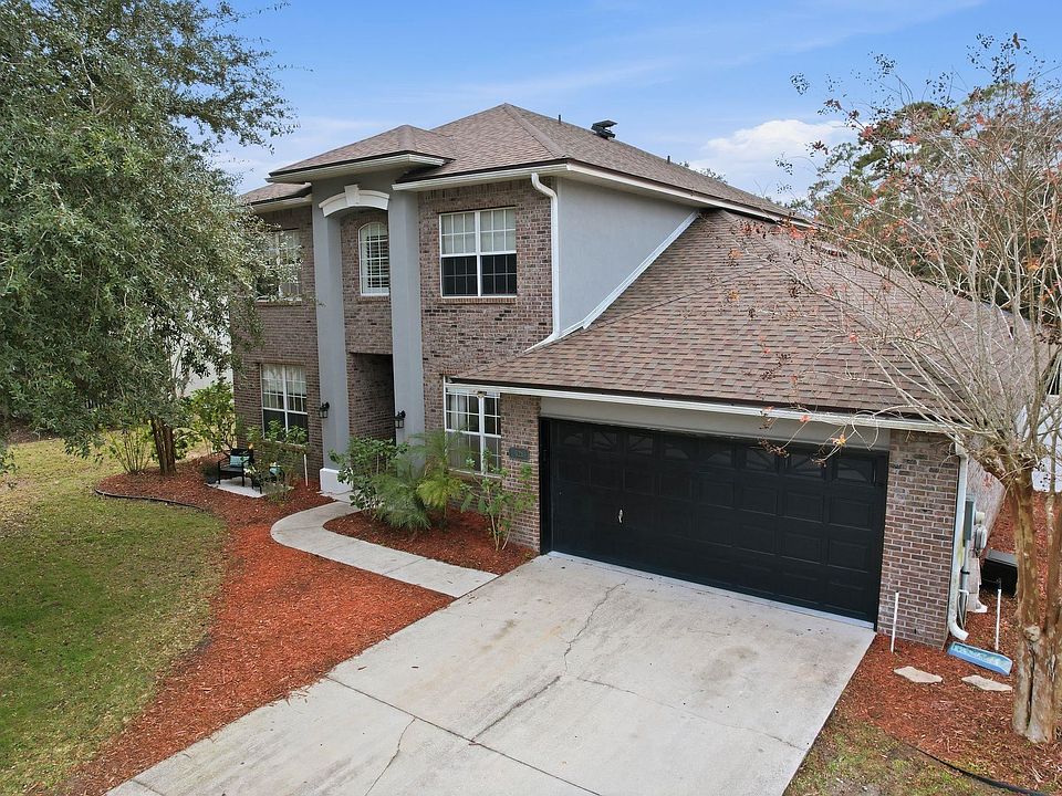 1st image of 521 Cedar Arbor Ct