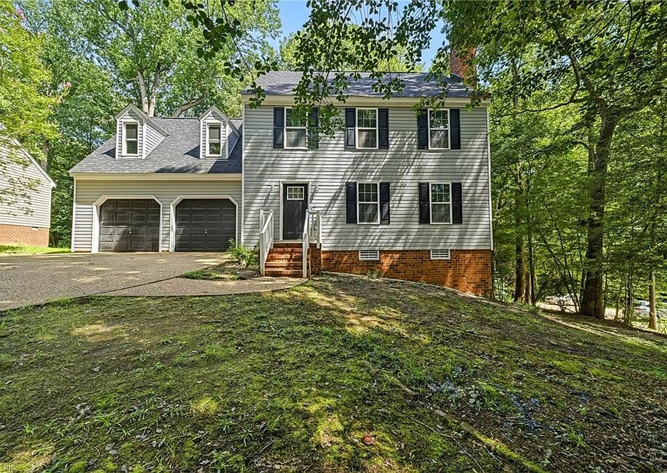 1st image of 130 Devon Rd