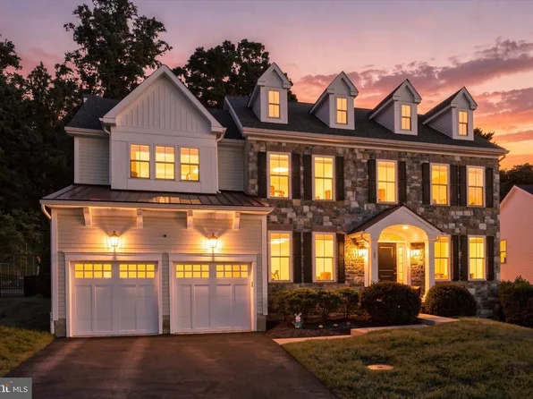 109 N Landmark Ln, Fort Washington, PA 19034