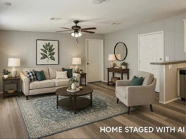 2 bed, 1.0 bath, 768 sqft, $1,745 — Photo 3
