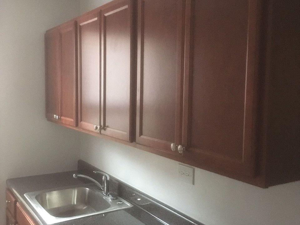 2nd image of 535 Ocean Pkwy APT 1N