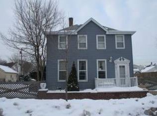 691 Armstrong Ave, Saint Paul, MN 55102