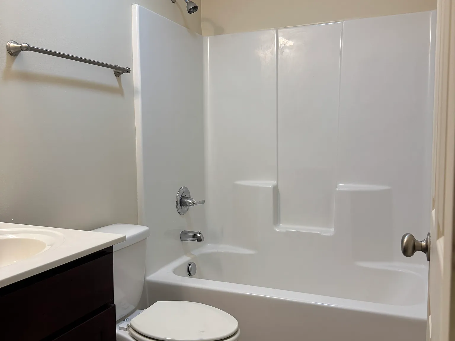 3 bed, 1250 sqft, $1,400 — Photo 2