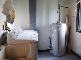 2901 E 42nd St, Des Moines, IA 50317