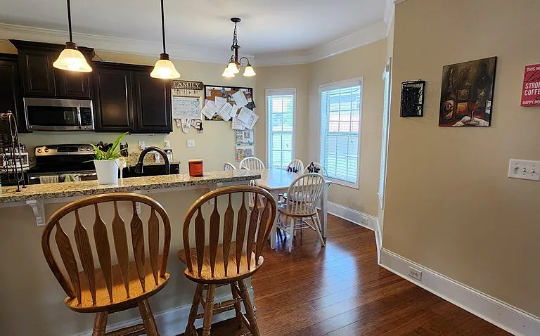910 McCathern Ave — Photo 13