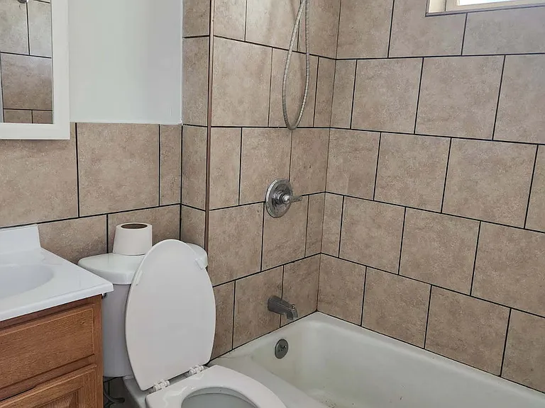 280 Park Ave — Photo 6