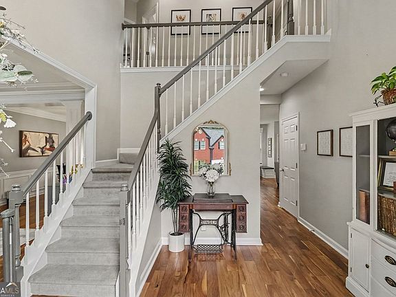 4th image of 1180 Arbor Creek Dr