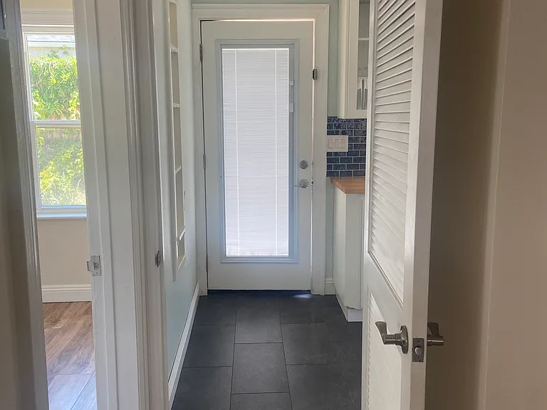 285 Shasta St — Photo 13
