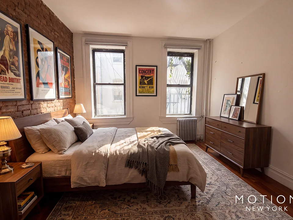 73 1st Ave #5RE