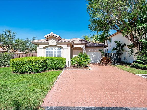 2nd image of 5048 NW 112th Ct #5048