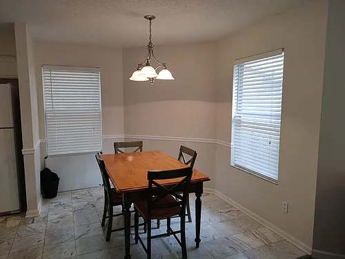 1469 Begonia St Photo 1