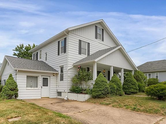 2nd image of 2636 Euclid Ave