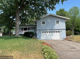 1060 Hamlet Dr N, Avon, MN 56310