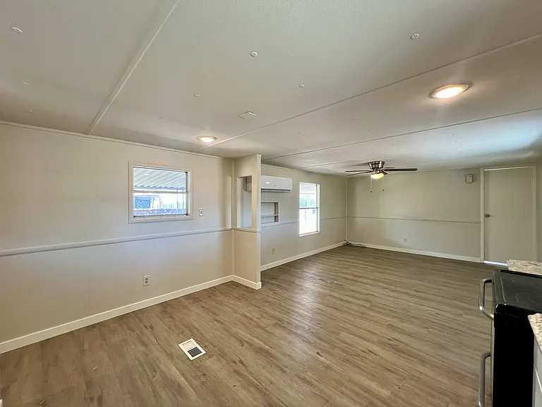 2704 E Ocotillo Dr — Photo 6