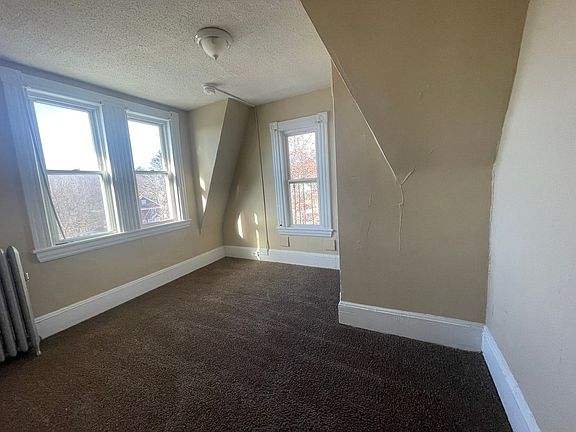 4th image of 9 Dalton Ave APT 9