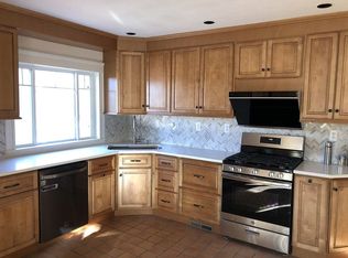 46 Lowell St, Lexington, MA 02420