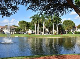 2549 Centergate Dr APT 104, Hollywood, FL 33025