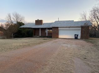 1206 3rd St, Chattanooga, OK 73528