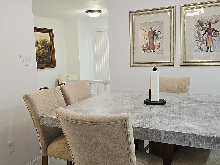 8 Highlands Ct — Photo 8
