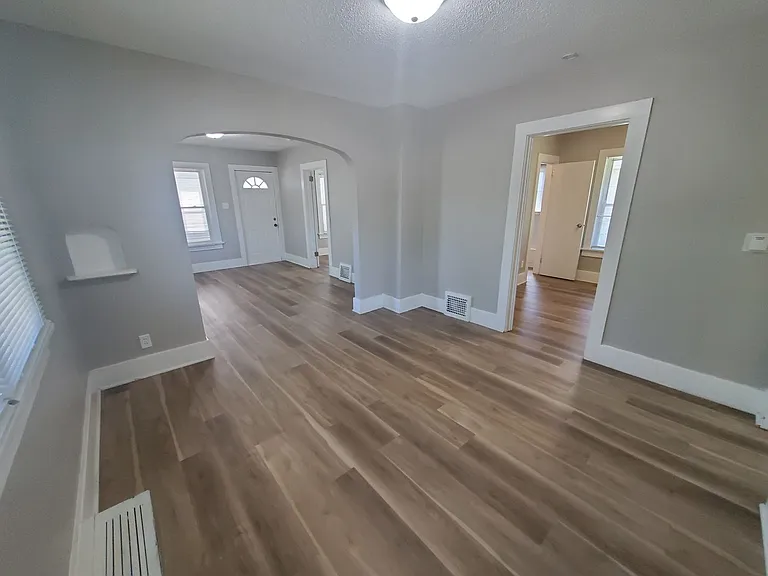 150 E Douglas Ave — Photo 1
