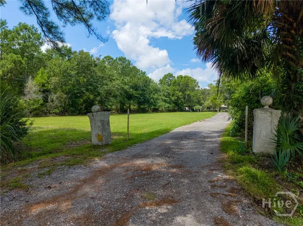 15 Waite Drive, Savannah, GA 31406