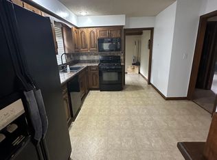 1308 NW 3rd St #B, Blue Springs, MO 64014