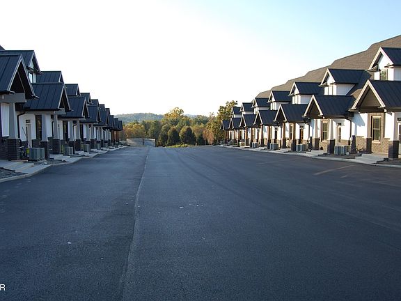 5th image of 1075 Watch Hill Way Lot 1075