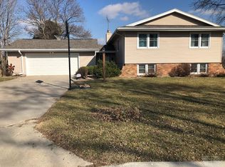 115 Maple Dr, Treynor, IA 51575