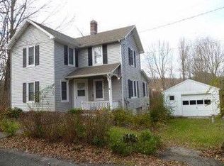 6 Richmond Rd, Newtown, CT 06470